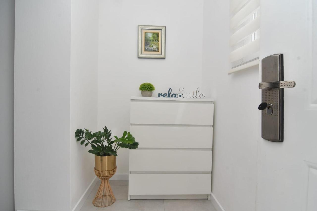 Apartman Gluic Sinj Exteriér fotografie